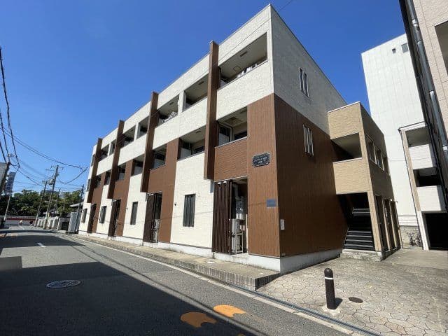 Main Image