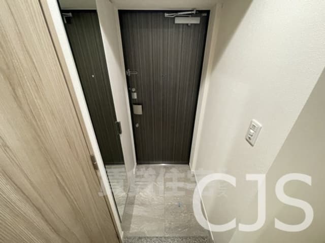 Room image 13