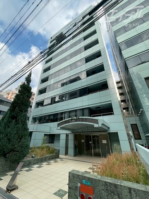 Main exterior of Samty Fame Shin-Osaka II Building