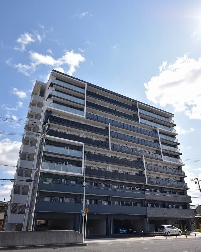 Main Image