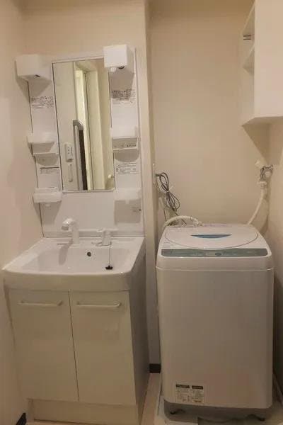 Room image 9