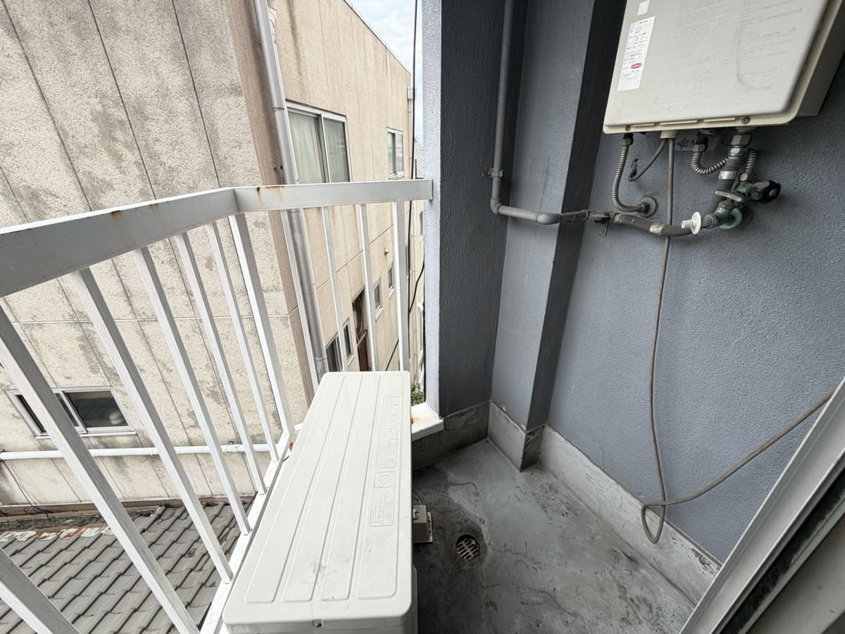 Room image 9