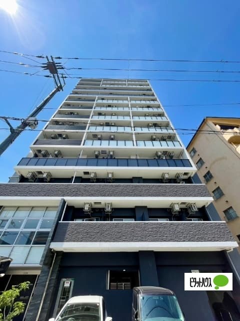 Main exterior of Estem Court Shin-Osaka XIV IC