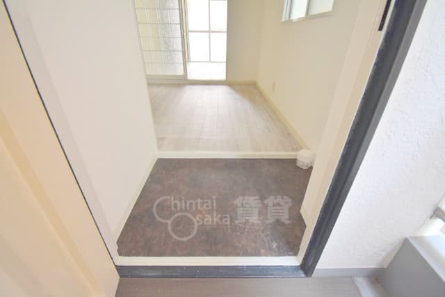 Room image 12