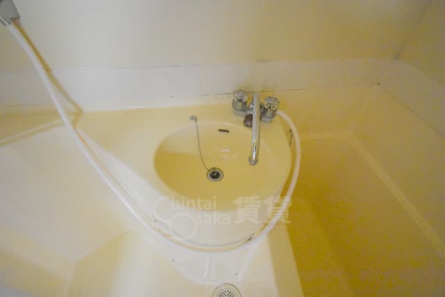Room image 9