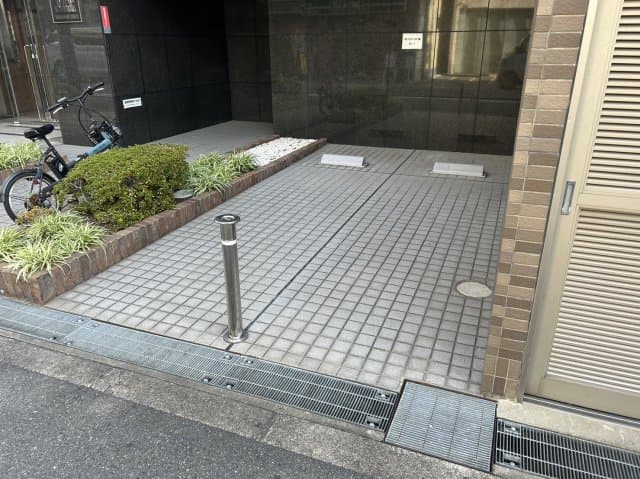 Room image 12