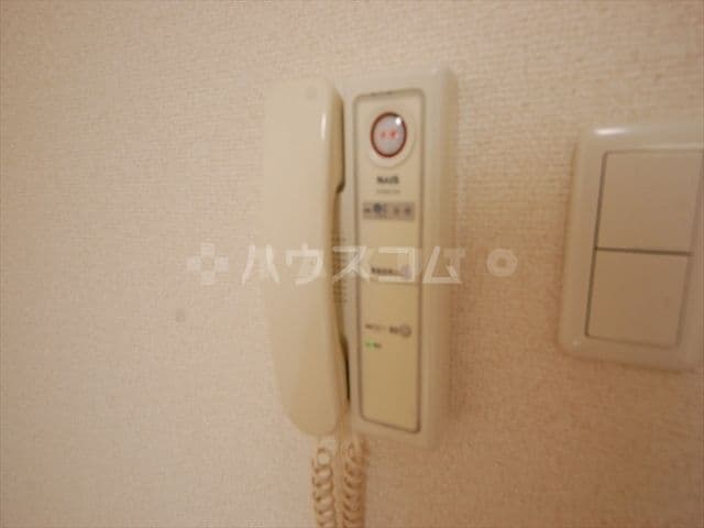 Room image 11