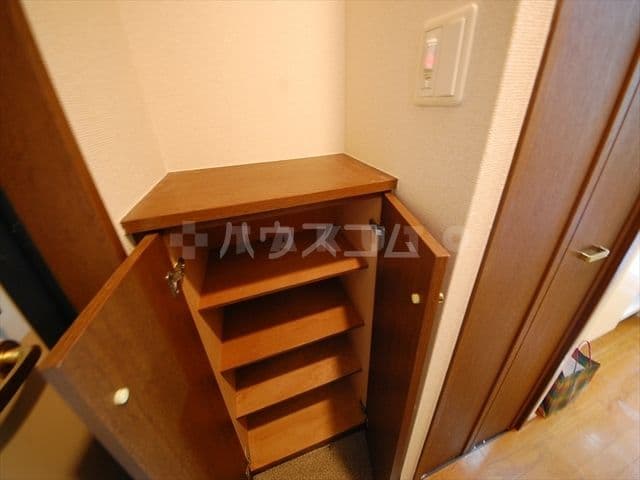 Room image 14