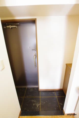 Room image 13