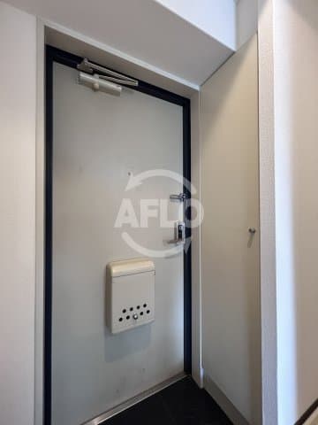 Room image 12