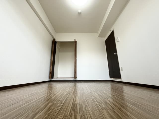 Preview interior of Galle Kongo