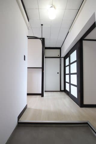 Room image 13