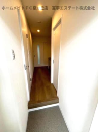 Room image 13
