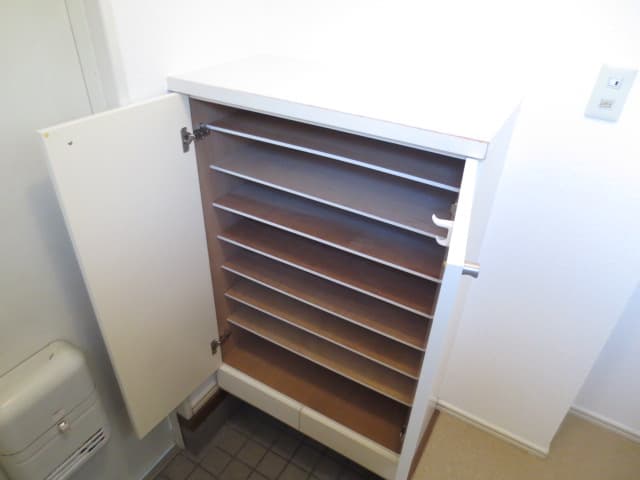 Room image 12