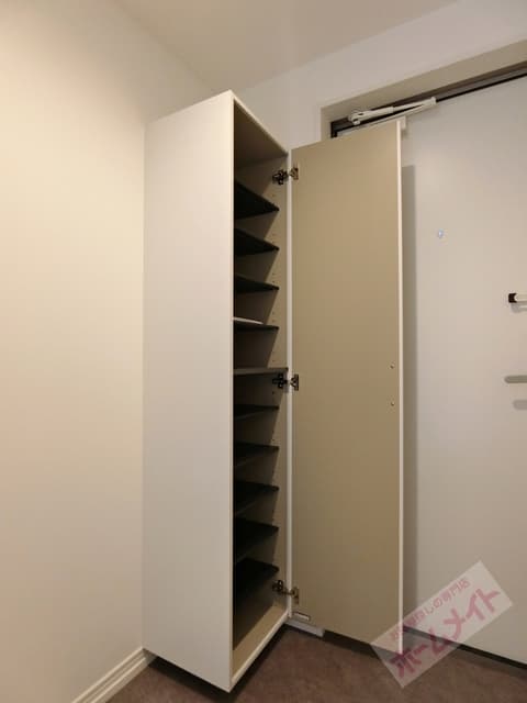 Room image 11