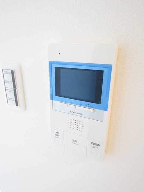 Room image 11