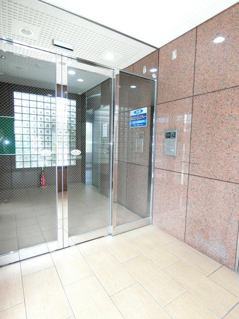 Room image 11