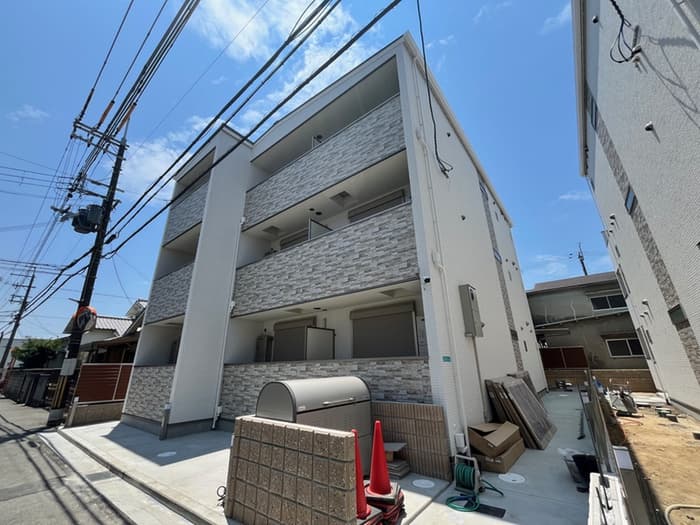 Main exterior of Ramona Ichidatsuya II