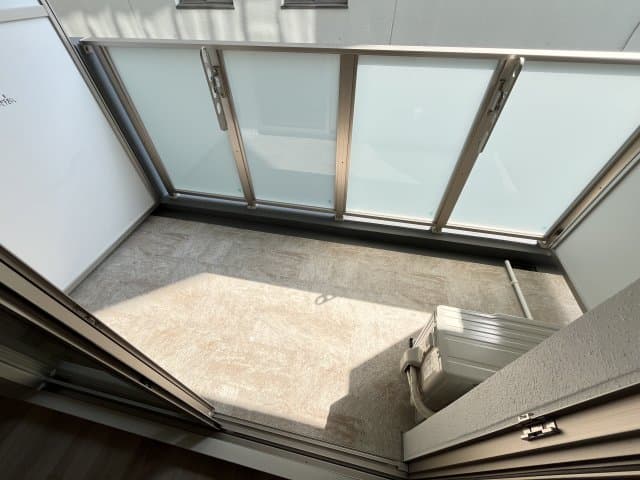 Room image 10