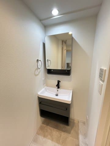 Room image 9