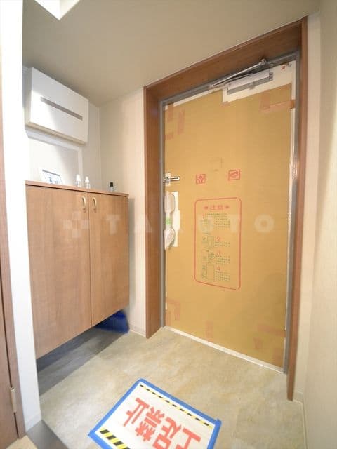 Room image 13