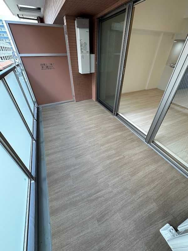Room image 10