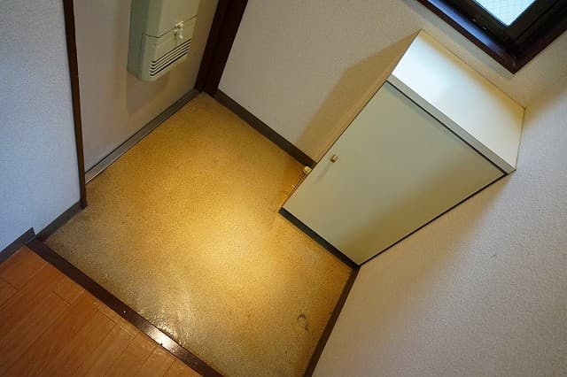 Room image 13