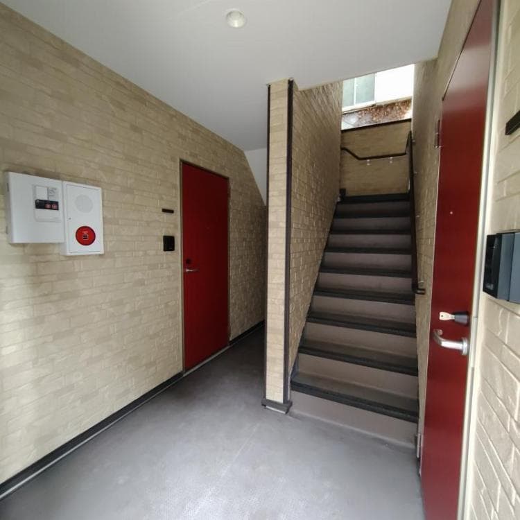 Room image 10