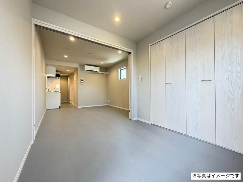 Preview interior of robot home Nisshin VI
