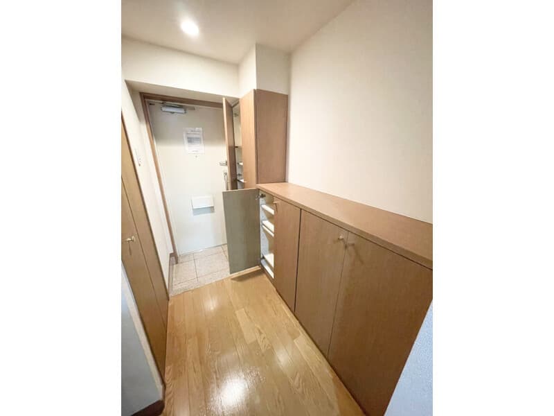 Room image 14