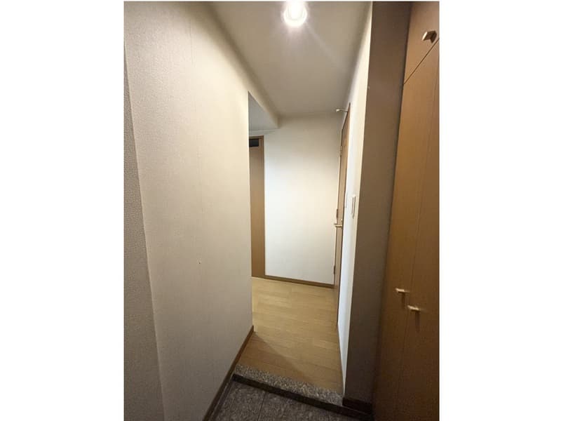 Room image 14