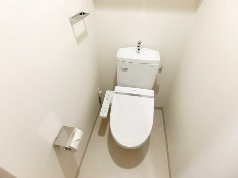 Room image 8
