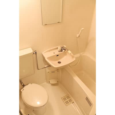 Room image 13