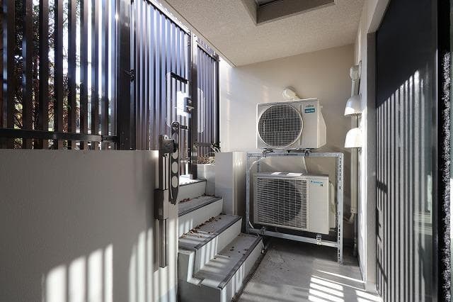 Room image 10