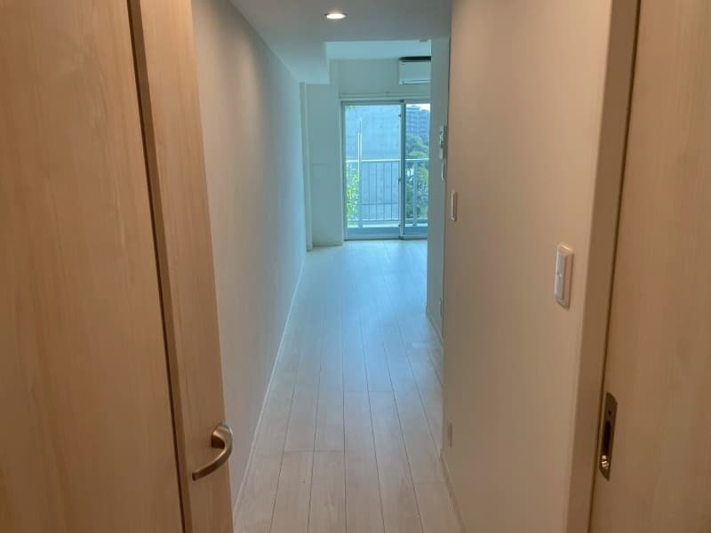 Room image 9