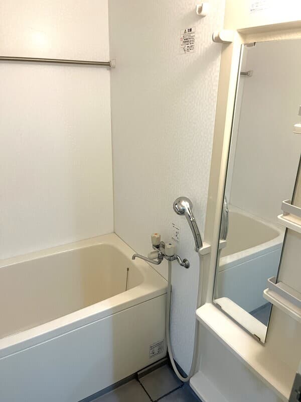 Room image 9