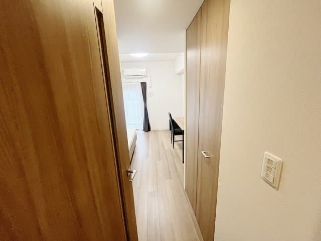 Room image 9