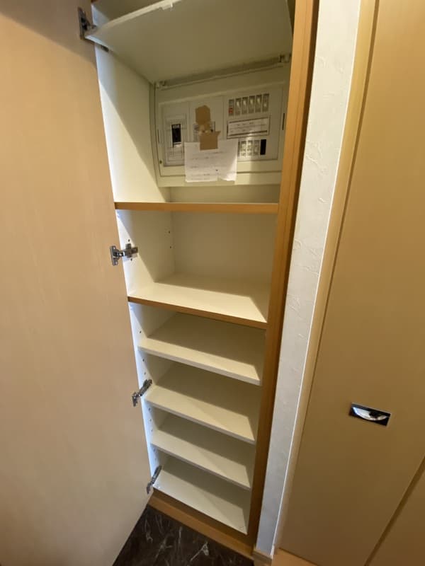 Room image 10