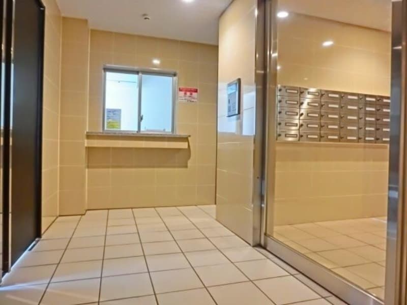Room image 10