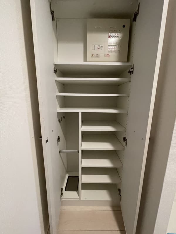 Room image 10