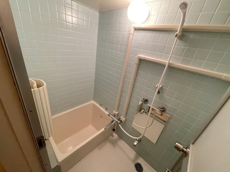 Room image 8