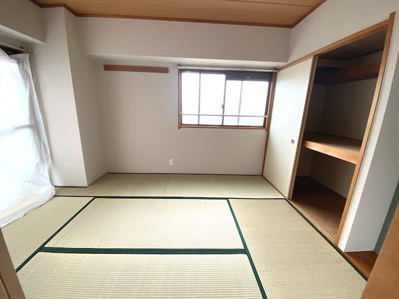 Room image 16