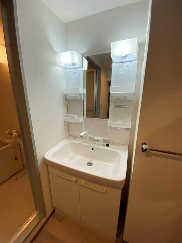 Room image 15