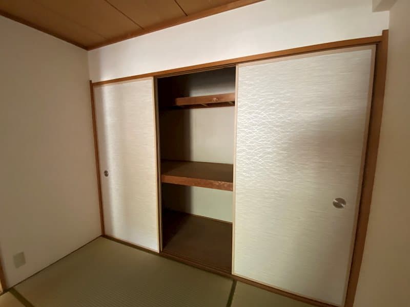 Room image 16