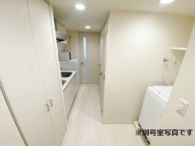 Room image 11