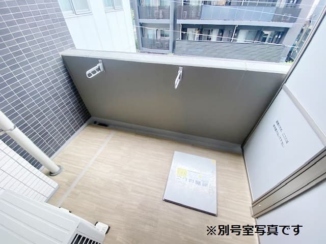 Room image 14
