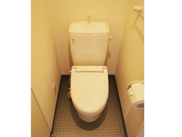 Room image 8