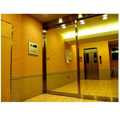 Preview interior of Saint-Emilion Otemachi Kita
