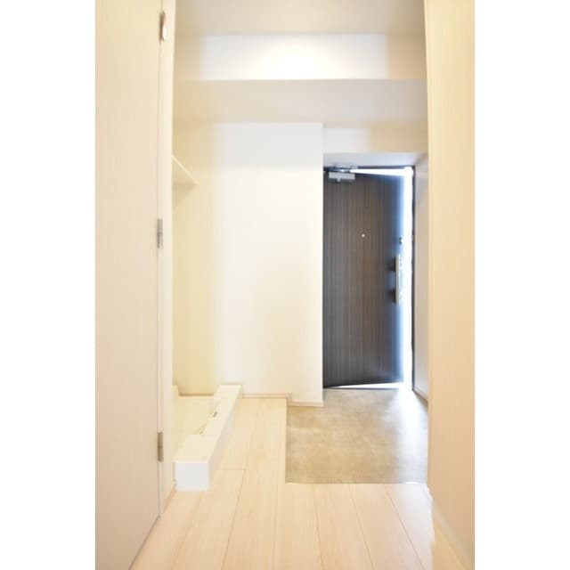 Room image 11