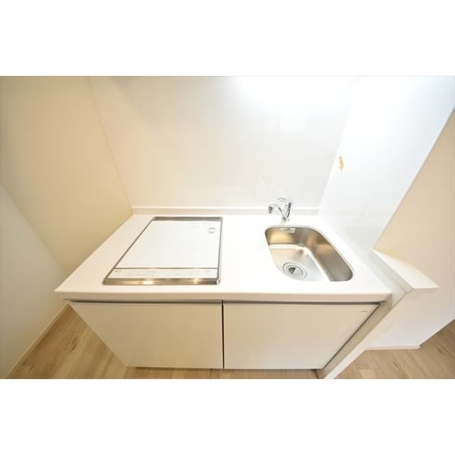 Room image 8